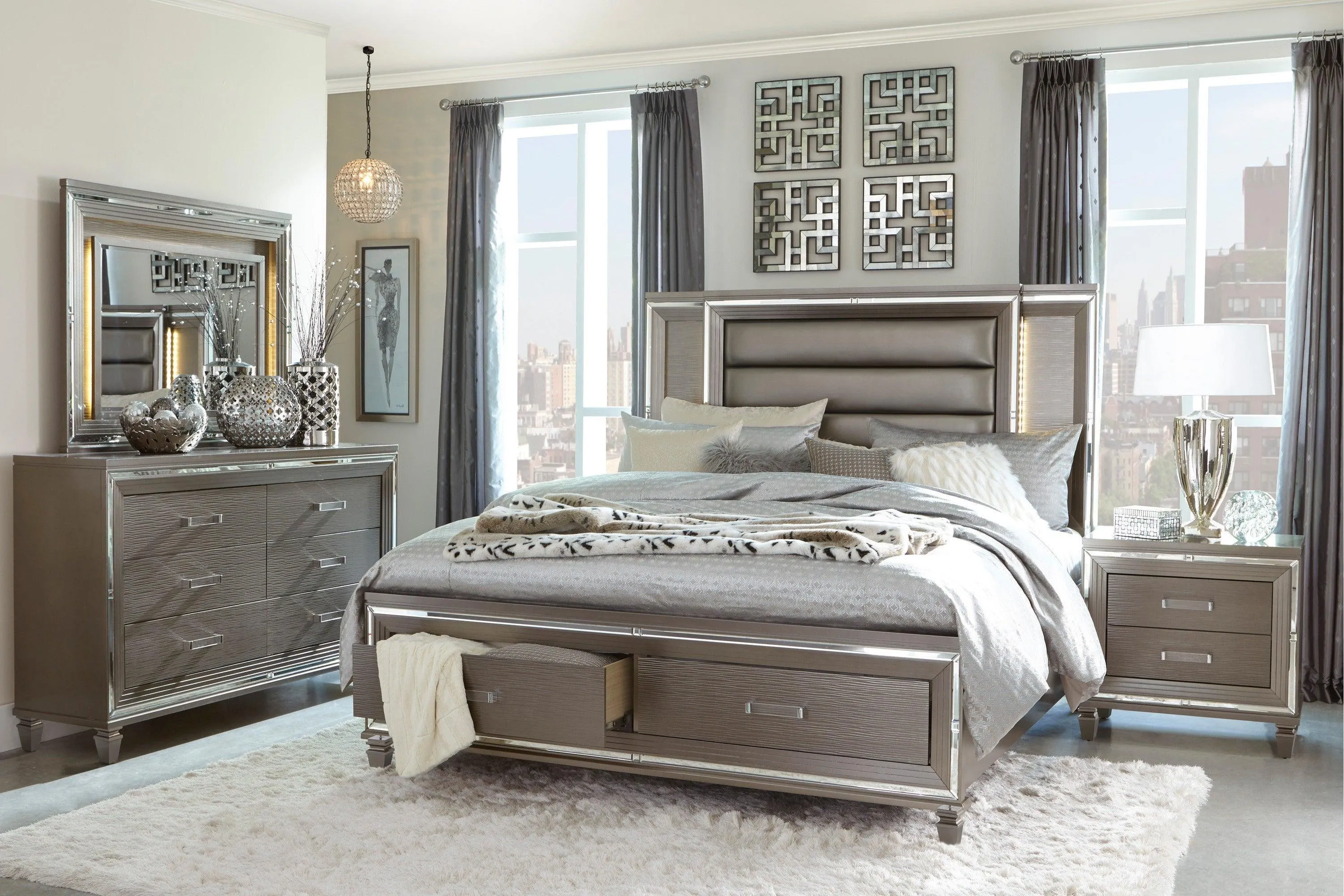 Tamsin Silver/Gray Metallic Chest - Image 2