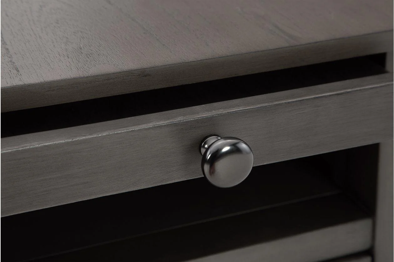 Treytown Gray Chairside End Table - Image 9