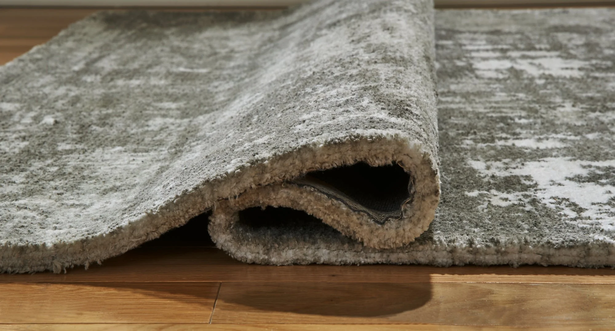 Valmontic Gray Medium Rug - Image 6