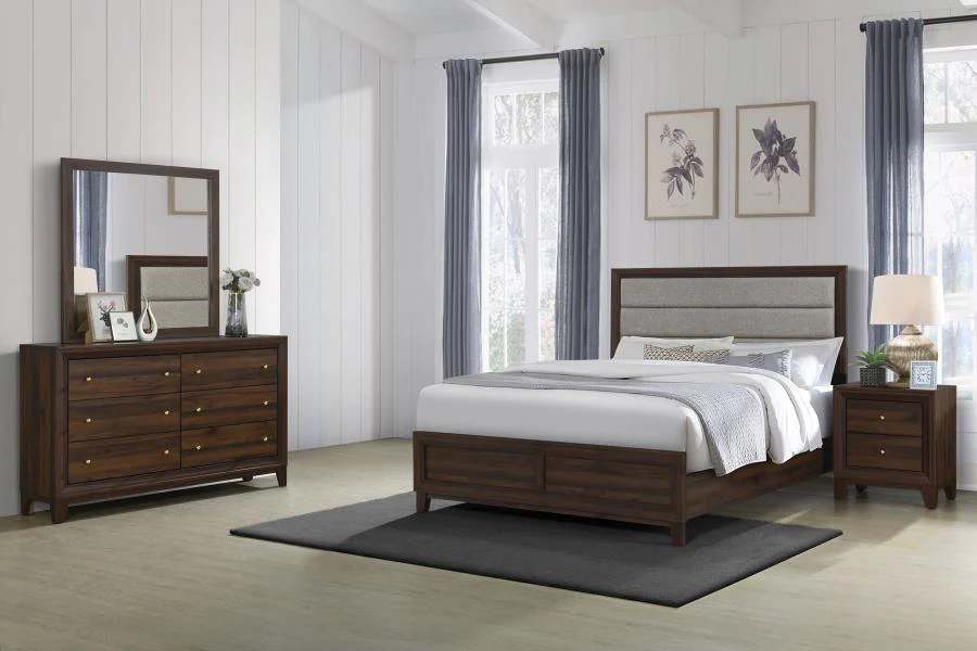 Welsley Walnut 4-piece Queen Bedroom Set