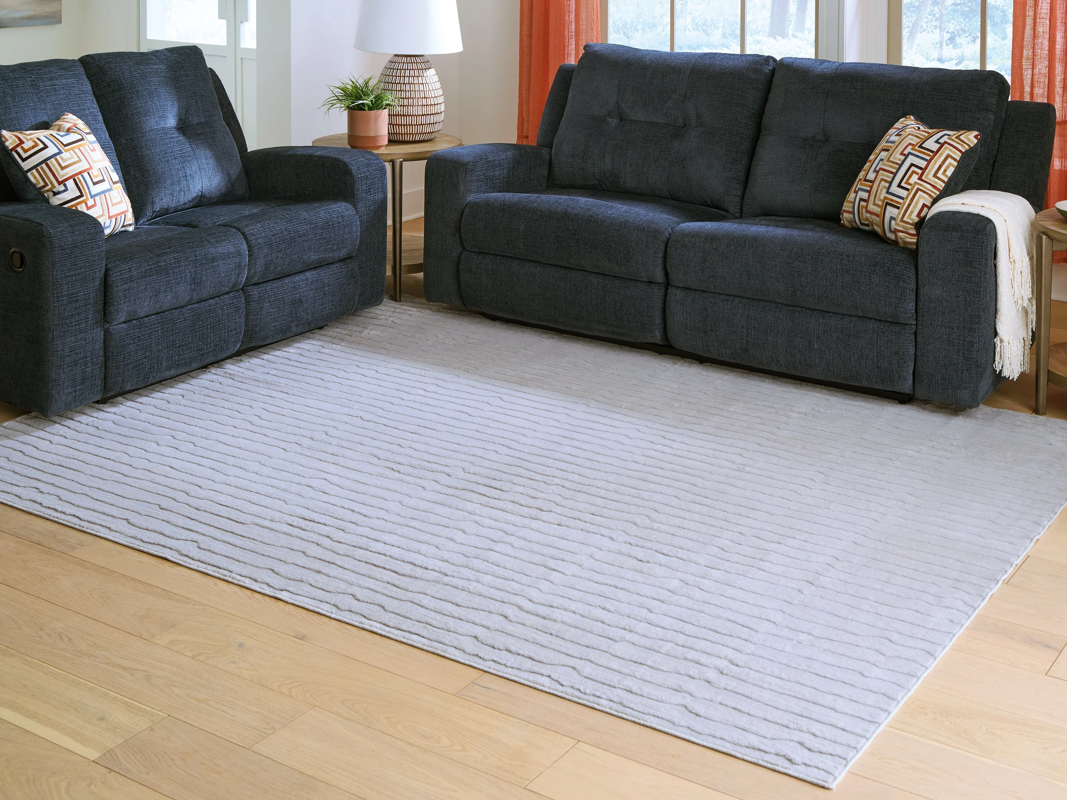 Worthley Gray Washable Large Rug - Image 4