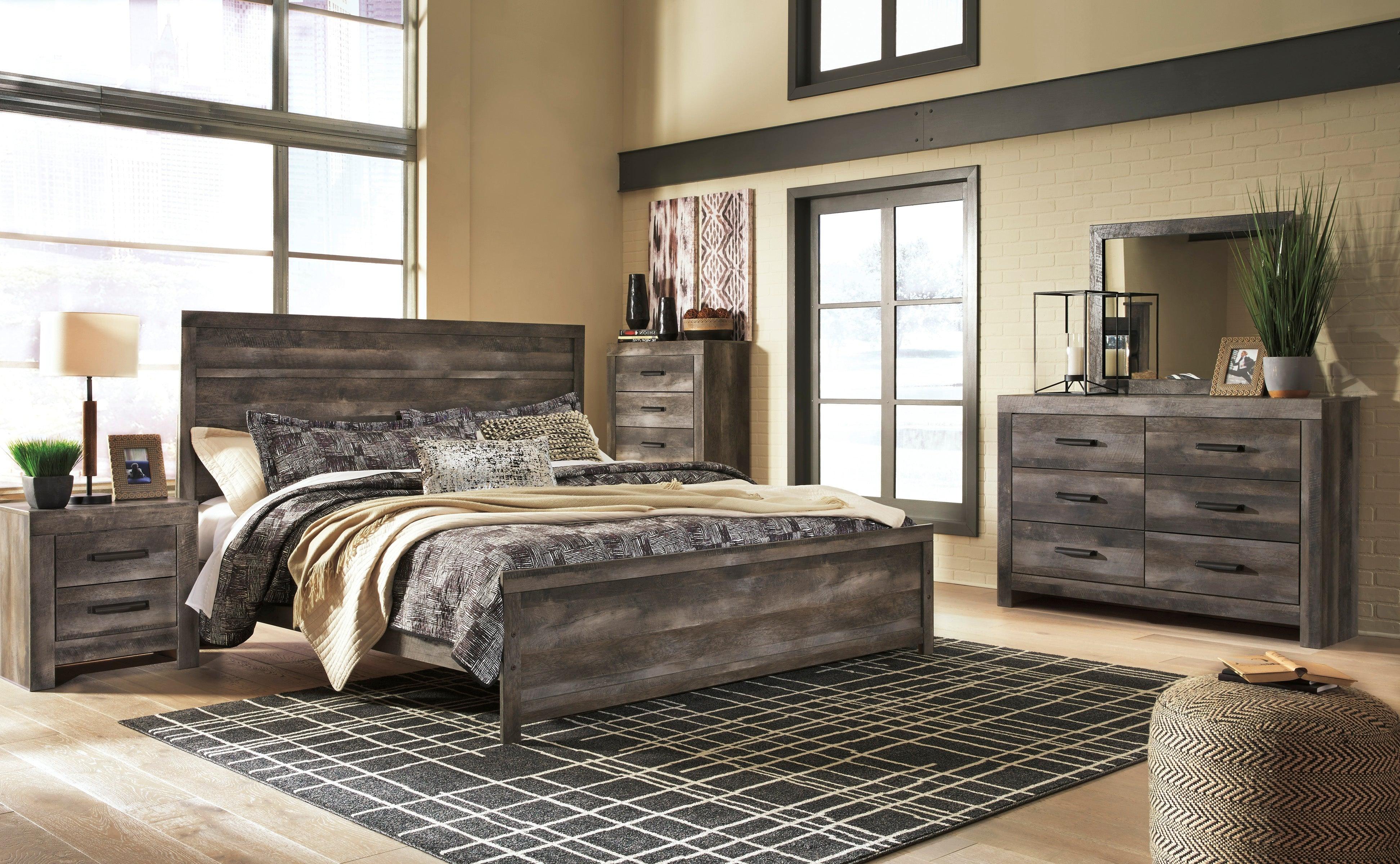 Wynnlow Gray Panel Bedroom Set - Image 2
