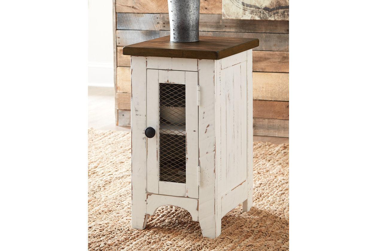 Wystfield White/Brown Coffee Table and 2 Chairside End Tables - Image 3