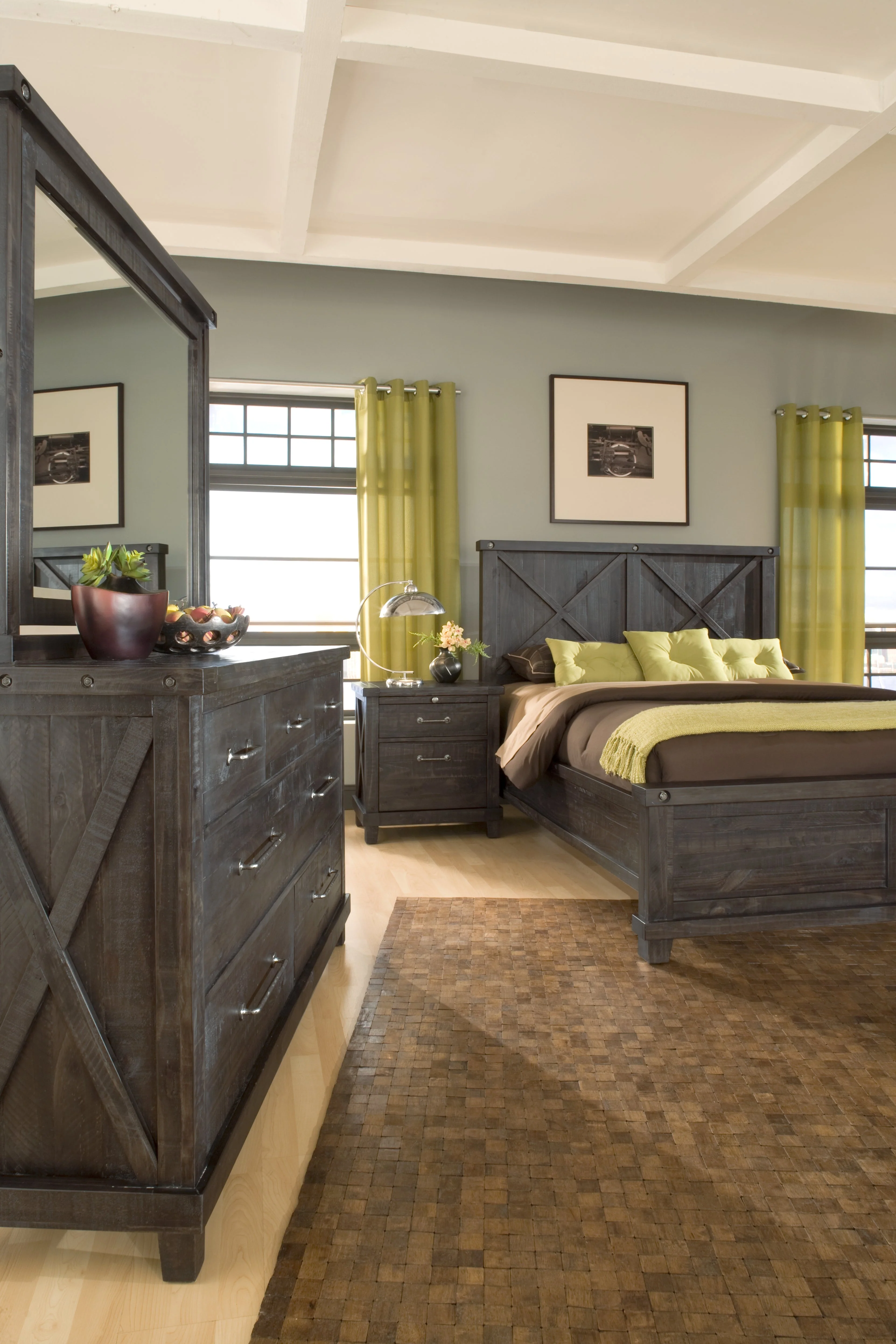 Yosemite Solid Wood Queen Panel Bed in Cafe - Image 6
