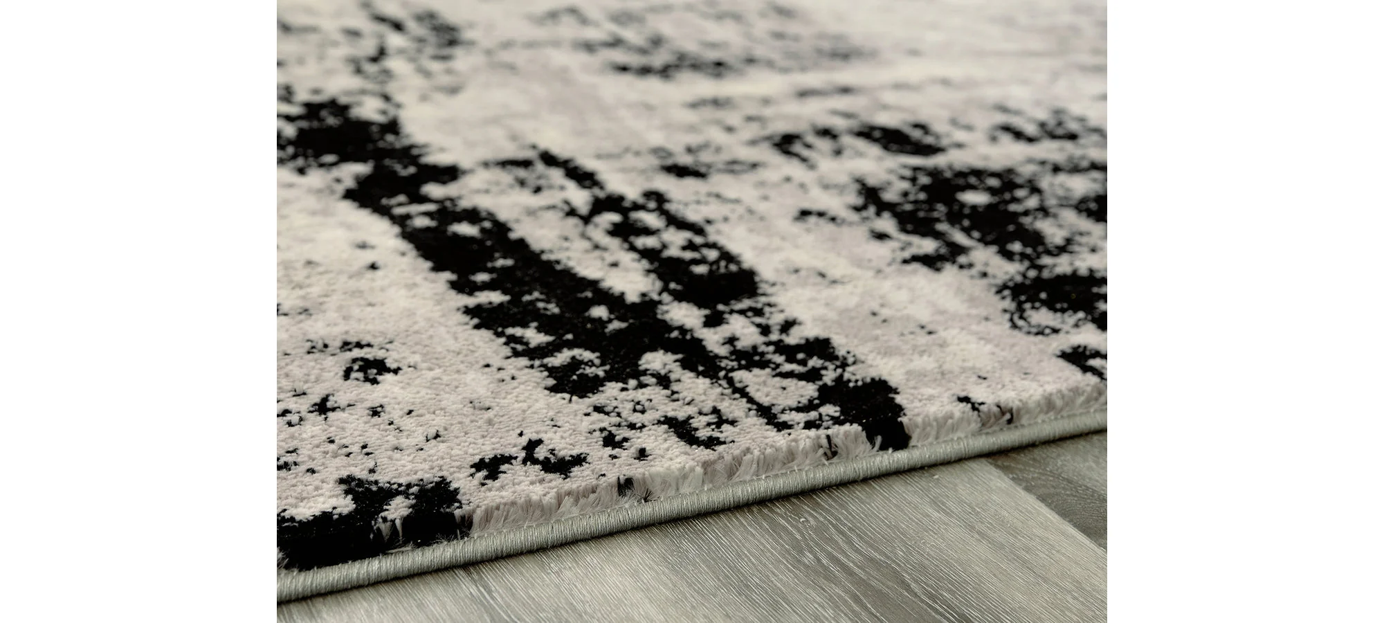 Zekeman Black/Cream/Gray Medium Rug - Image 8
