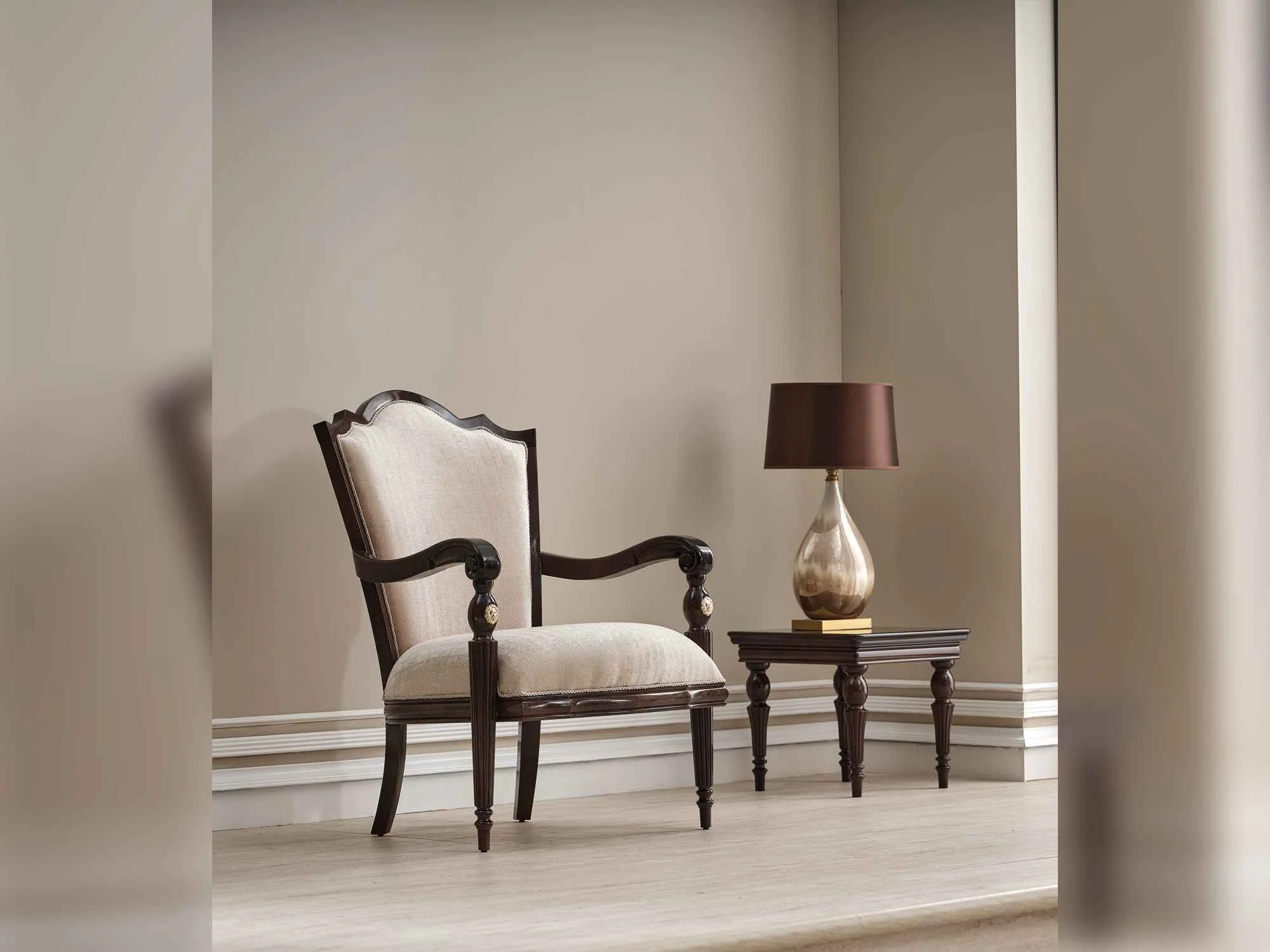 Zumrut Lux Chair  Beige - Image 2