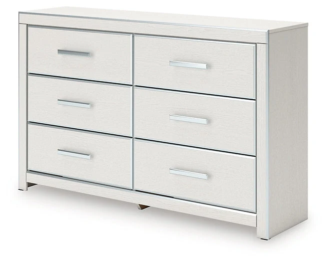 Zuraleus White Six Drawer Dresser - Image 5